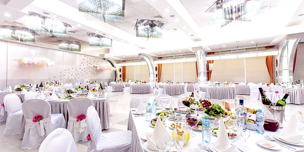 Банкетный зал «Вечерний Космос»