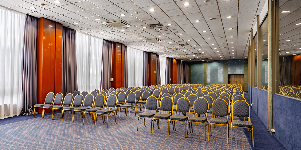 Конференц-зал «Сатурн»